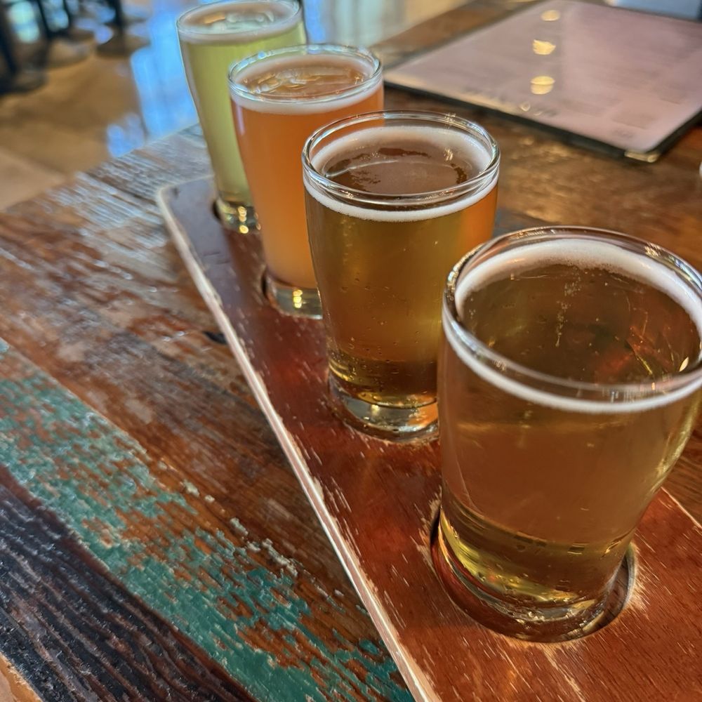Oscar's Brewing Company - Beer flight - American Near Me - Temecula, California