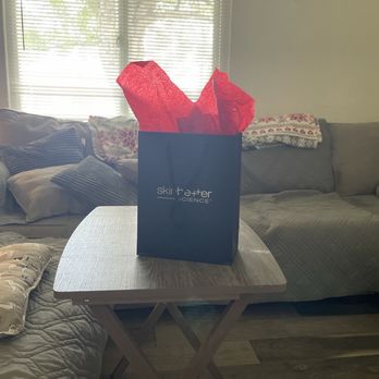 Aesthetics, by Dr. Lee - These are the beand new deal sealed and in the box and bag from purchase that he refused to return and refund my money. - Aestheticians Near Me - Granite Bay, California Aesthetics, by Dr. Lee - These are the beand new deal sealed and in the box and bag from purchase that he refused to return and refund my money. - Aestheticians Near Me - Granite Bay, California