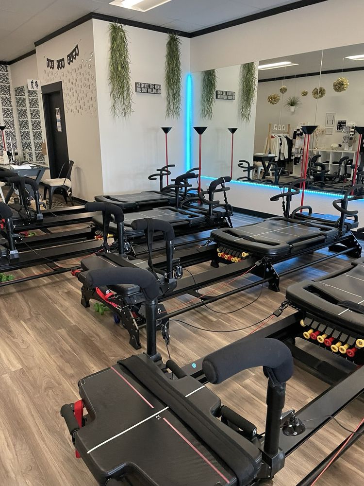 Helse Lagree Fitness Studio Logo