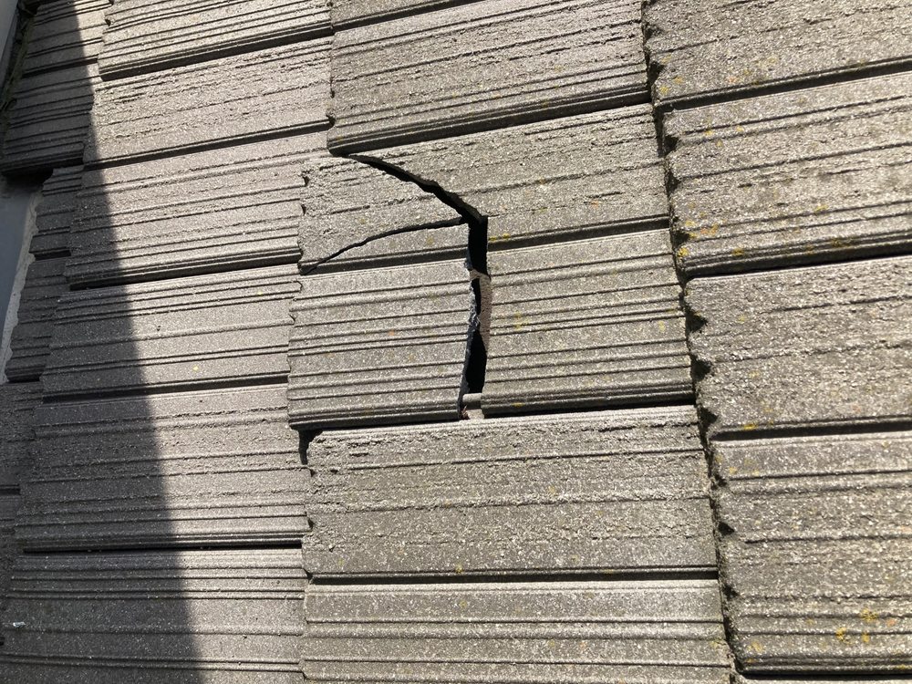 Slide of The Roofers Company