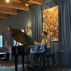 Cuvée Wine & Piano Bar