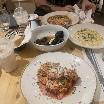 PELLEGRINI CUCINA ITALIANA - Updated December 2024 - 90 Photos & 195