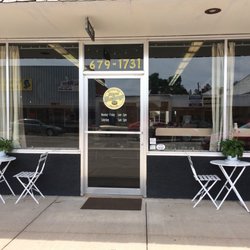 Mora Bakery - Outside seasonal seating!