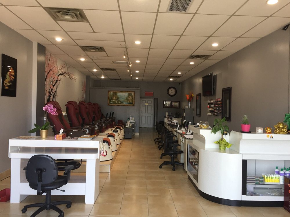 STYLISTIC NAILS & BEAUTY Updated September 2024 758 Guelph Line