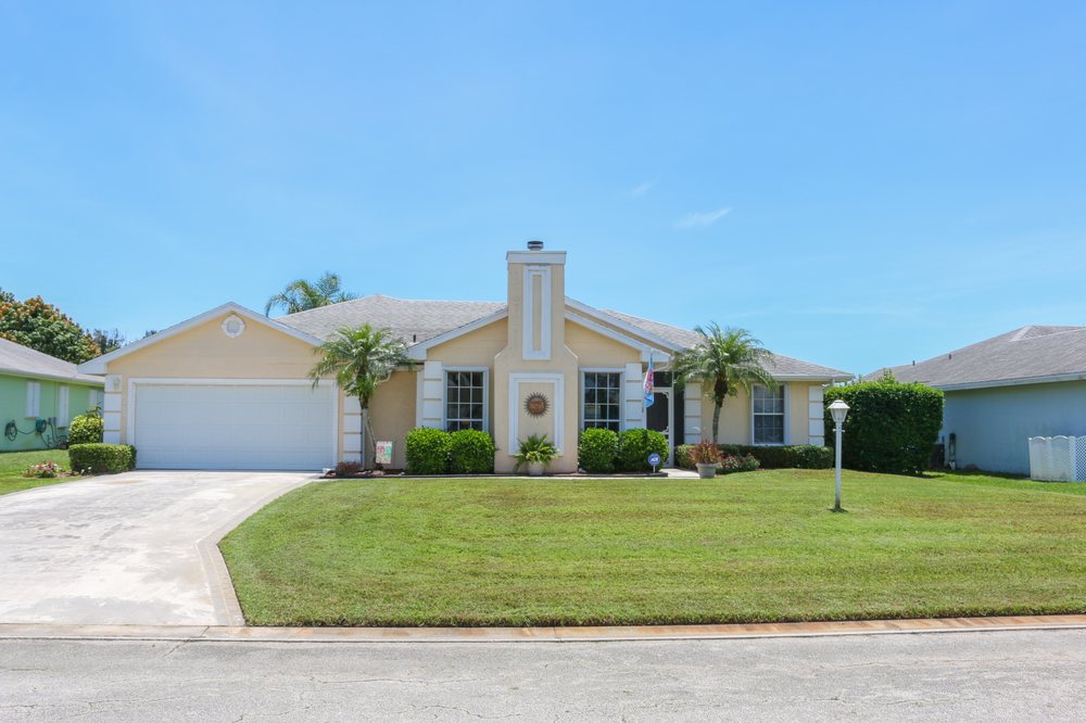 TARA MARCHISELLOTHE KEYES COMPANY REALTORS Real Estate Agents 309