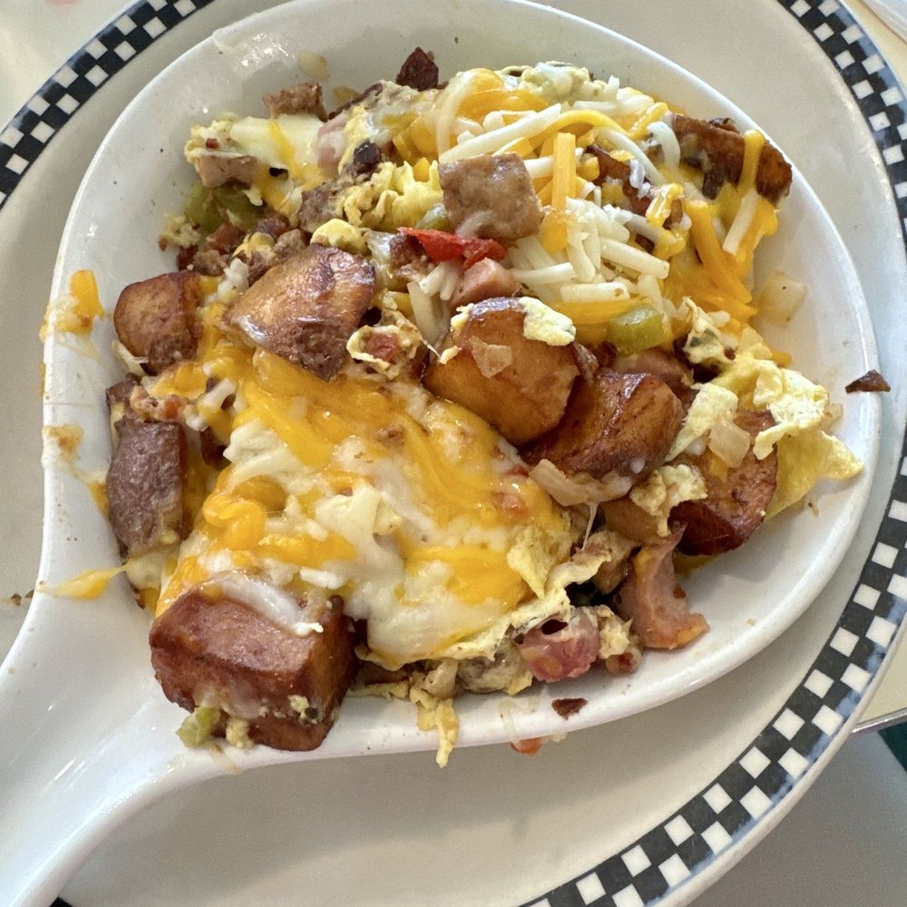 Big Apple Diner - Big Apple Skillet - Diners Near Me - Bremerton, Washington Big Apple Diner - Big Apple Skillet - Diners Near Me - Bremerton, Washington