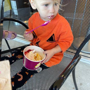 Menchie's Frozen Yogurt - Yummy frozen yogurt. - Ice Cream & Frozen Yogurt Near Me - Pinole, California Menchie's Frozen Yogurt - Yummy frozen yogurt. - Ice Cream & Frozen Yogurt Near Me - Pinole, California