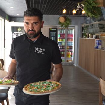 Varbergs Pizzeria - Serving pizzas - Pizza Near Me - Varberg, O Varbergs Pizzeria - Serving pizzas - Pizza Near Me - Varberg, O