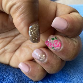 Eden Nails - Nail Salons Near Me - Gainesville, Virginia