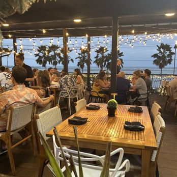 The Crouching Lion - Open Air Dining with an Ocean View - Beer Bar Near Me - Kaaawa, Hawaii The Crouching Lion - Open Air Dining with an Ocean View - Beer Bar Near Me - Kaaawa, Hawaii