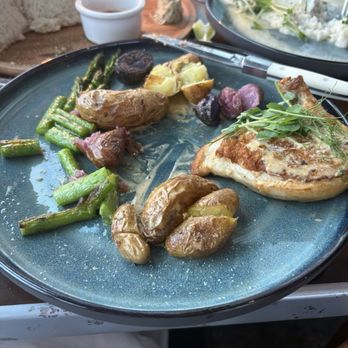 Pacific's Edge Restaurant - Chicken* - Seafood Near Me - Carmel, California Pacific's Edge Restaurant - Chicken* - Seafood Near Me - Carmel, California