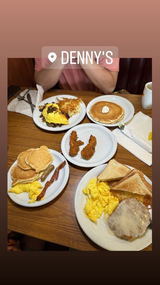 DENNY’S Updated October 2024 135 Photos & 181 Reviews 255