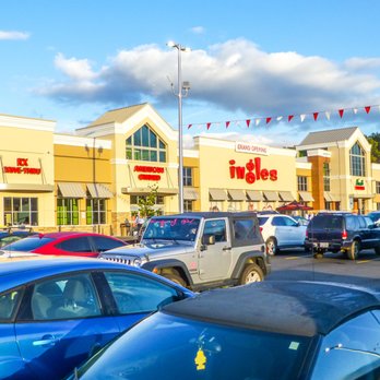 Ingles Market No 114 - Grand Opening 10/25/2017 - Grocery Near Me - Franklin, North Carolina Ingles Market No 114 - Grand Opening 10/25/2017 - Grocery Near Me - Franklin, North Carolina