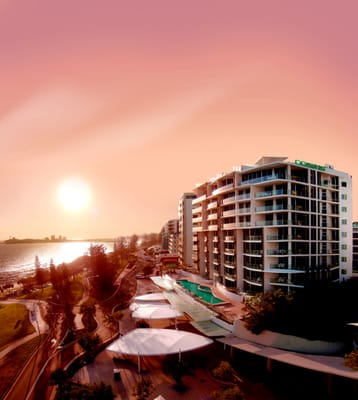 Oceans Mooloolaba Beach by null
