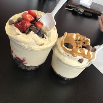 Bashful Banana Bakery & Cafe - FAVORITE TREATS!! You can add the best toppings. - Bakeries Near Me - Ocean City, New Jersey