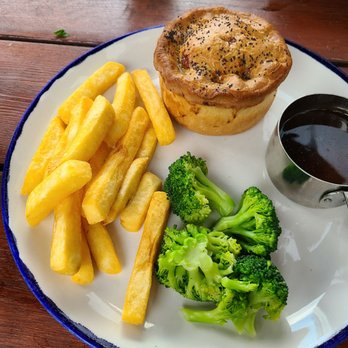 Dog & Gun - Chicken and ham pot pie with chips - Pubs Near Me - Keswick, CMA