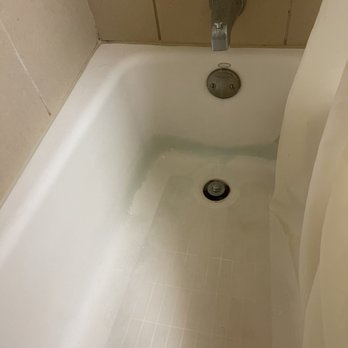 Harrah's Laughlin - A Caesars Rewards Destination - The rusted over drain and staining of the tub - Hotels Near Me - Laughlin, Nevada Harrah's Laughlin - A Caesars Rewards Destination - The rusted over drain and staining of the tub - Hotels Near Me - Laughlin, Nevada
