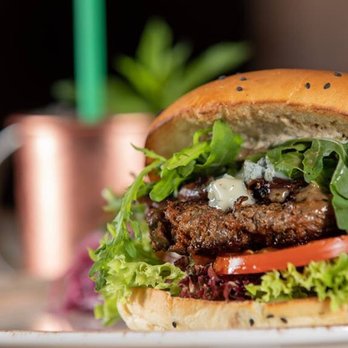 Burger Zone - BLUE CHEESE BURGER WITH BLUE CHEESE , ARUGULA AND ONION MARMALADE - Burgers Near Me - Kaiserslautern, RP Burger Zone - BLUE CHEESE BURGER WITH BLUE CHEESE , ARUGULA AND ONION MARMALADE - Burgers Near Me - Kaiserslautern, RP