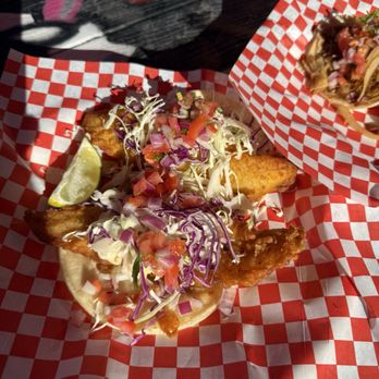 La Chingona Taqueria - 2 Baja battered fish tacos on a sunny day - Food Trucks Near Me - Bellevue, Washington La Chingona Taqueria - 2 Baja battered fish tacos on a sunny day - Food Trucks Near Me - Bellevue, Washington