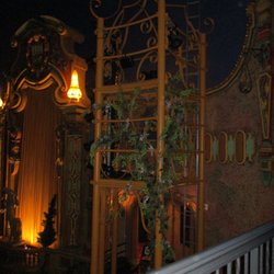 Virginia Opera - Virginia Opera: The lighting scaffolds appear to be made of bamboo, befitting of the Japanese theme.