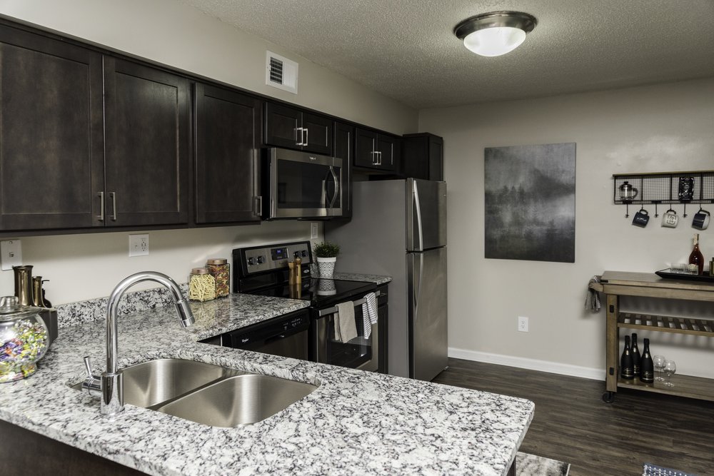 FAIRLANE WOODS APARTMENTS Updated June 2024 11 Photos 5521