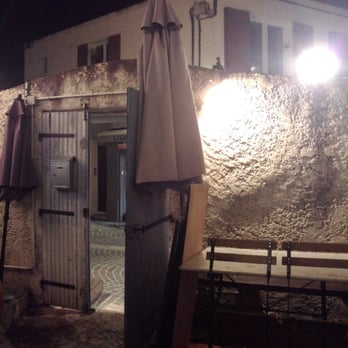 Le Patio - French Near Me - Cassis, 13