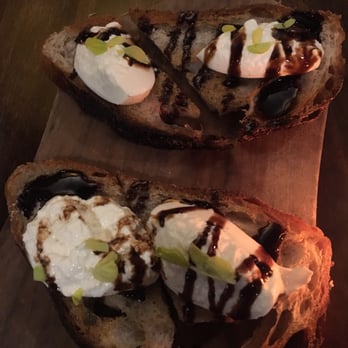 Crystal Tavern - Buratta - American Near Me - Hamburg, New Jersey