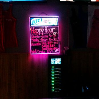 Tom Ryan's Lounge - Happy hour sign - Dive Bars Near Me - Chandler, Arizona Tom Ryan's Lounge - Happy hour sign - Dive Bars Near Me - Chandler, Arizona