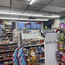 E & T Food Market - Front