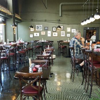 Maialina - main dining area - Italian Near Me - Indianapolis, Indiana Maialina - main dining area - Italian Near Me - Indianapolis, Indiana