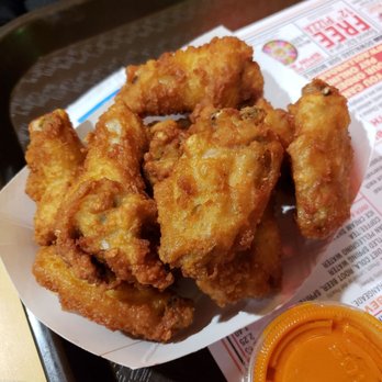Roll-N-Roaster - Chicken Wings - American Near Me - Brooklyn, New York