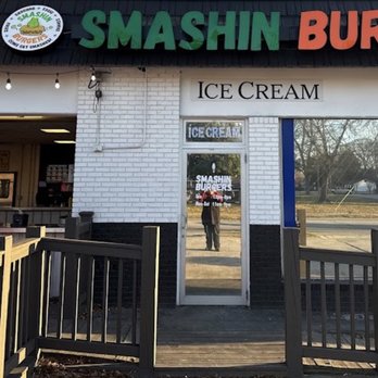 Smashin Burgers - Burgers Near Me - Jackson, Georgia
