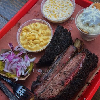 Terry Black's Barbecue - Beef rib Brisket Mac and cheese Cream corn Banana pudding - Barbeque Near Me - Austin, Texas Terry Black's Barbecue - Beef rib Brisket Mac and cheese Cream corn Banana pudding - Barbeque Near Me - Austin, Texas