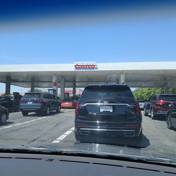 Costco Gasoline - Getting the best price on gasoline at Costco - Gas Stations Near Me - Burbank, California Costco Gasoline - Getting the best price on gasoline at Costco - Gas Stations Near Me - Burbank, California