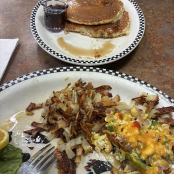 Black Bear Diner Harker Heights - My BIRTHDAY breakfast - Diners Near Me - Harker Heights, Texas Black Bear Diner Harker Heights - My BIRTHDAY breakfast - Diners Near Me - Harker Heights, Texas