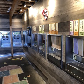 Class 302 Cafe - Downey - Self serve drink stations - Taiwanese Near Me - Downey, California