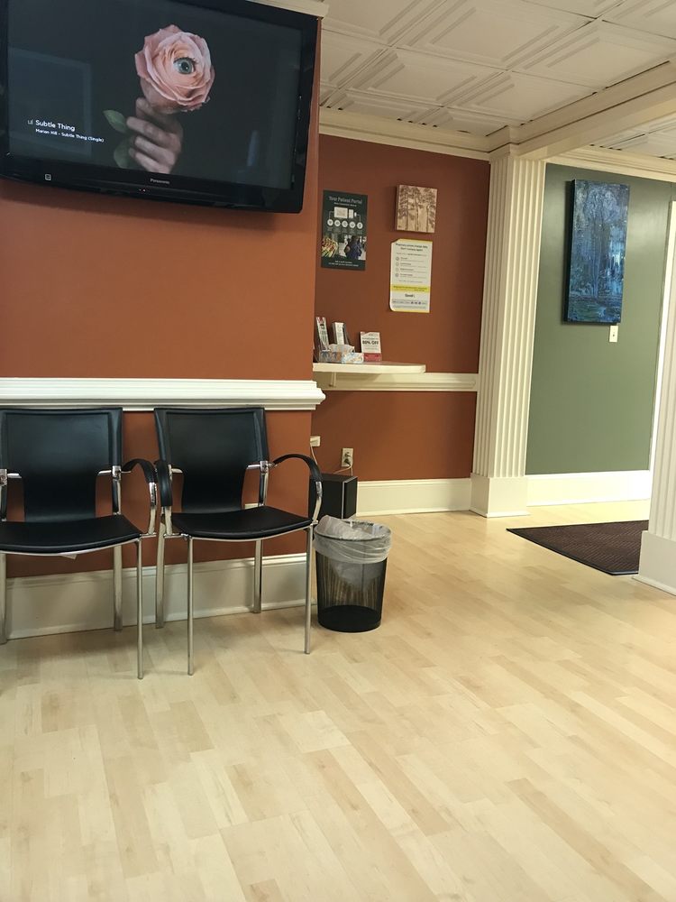 HIGHLAND URGENT CARE & FAMILY MEDICINE 17 Photos & 116 Reviews