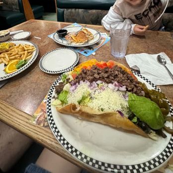 Black Bear Diner Fremont - Super Taco Salad (1170-1840 cals.) - Diners Near Me - Fremont, California Black Bear Diner Fremont - Super Taco Salad (1170-1840 cals.) - Diners Near Me - Fremont, California