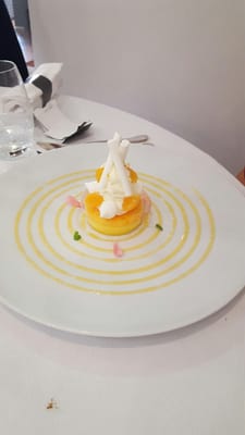 La Table Saint Crescent by null