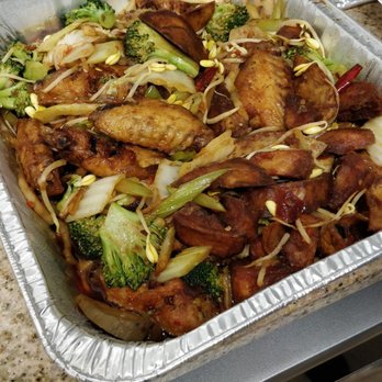 Sizzling Pot King - Medium with chicken wings - Chinese Near Me - San Diego, California