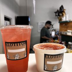 Elotitos Corn Bar - Aguas frescas and a cup of corn