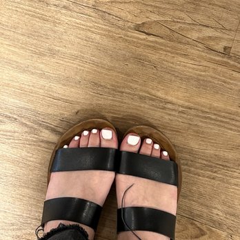 Nail Studio & Spa - My after pedicure toes... she didn't even paint the whole big toe nail... - Nail Salons Near Me - Buffalo, New York Nail Studio & Spa - My after pedicure toes... she didn't even paint the whole big toe nail... - Nail Salons Near Me - Buffalo, New York