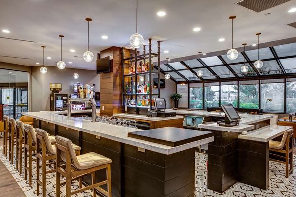 Hilton Chicago/Oak Lawn by null