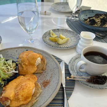 Lago - Lobster Eggs Benedict & Truffle Mushroom Pasta - Italian Near Me - Las Vegas, Nevada Lago - Lobster Eggs Benedict & Truffle Mushroom Pasta - Italian Near Me - Las Vegas, Nevada