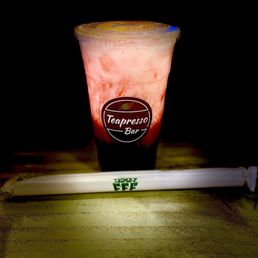 Hibiscus Blend Tea with boba Hibiscus Blend Tea with boba