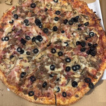 Excellent Pizza - Pizza Near Me - Somerset, Massachusetts