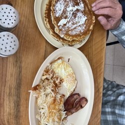 Ute Coffee Shop - Senior breakfast