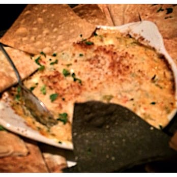 Yard House - Crab, Lobster, Artichoke Dip - New American Near Me - Northridge, California