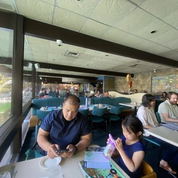 Anthony's Fish Grotto - Seafood Near Me - La Mesa, California