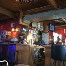 The squeeze Inn